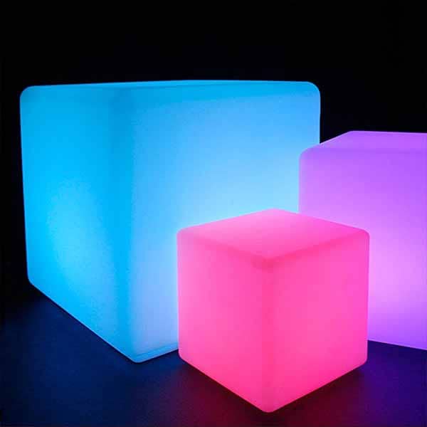 LED Outdoor Cube (20cm) – C'ESTKOOL